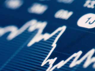 國慶節(jié)前塑料大幅下跌，除前期上漲過快需要調整的原因之外，整體商品大跌的影響也是主要因素之一。節(jié)后塑料暫時震蕩，但基本面仍有利多因素，短期反彈可能較大。